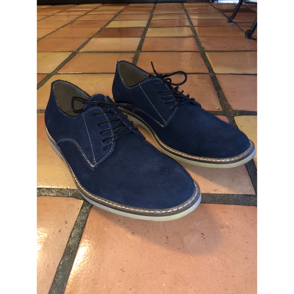 Men’s Banana Republic Suede Lace Up Shoes 👞